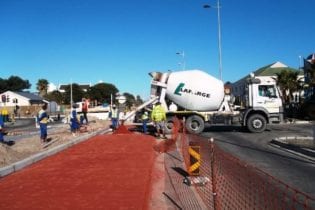 lafarge cement mixer image