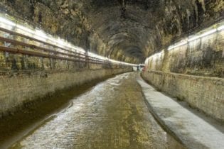 Victorian Connaught Tunnel image