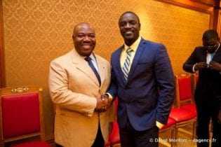 Akon and President Ali Bongo image