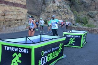 Clean-up crews were hard at work at the 2017 Two Oceans Marathon in Cape Town.