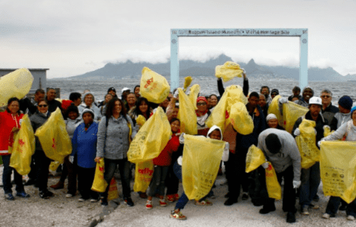 Volunteers for International coastal clean up day 2017 on Robben Island