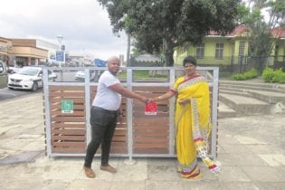 KwaDukuza Waste Manager Wilson Mhlongo and deputy mayor Dolly Govender during the demonstration. Photo supplied