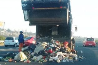 Angry contractors dumped rubbish on the N2 near Isipingo on Monday over non-payment from the eThekwini Municipality for their services. Picture: Supplied