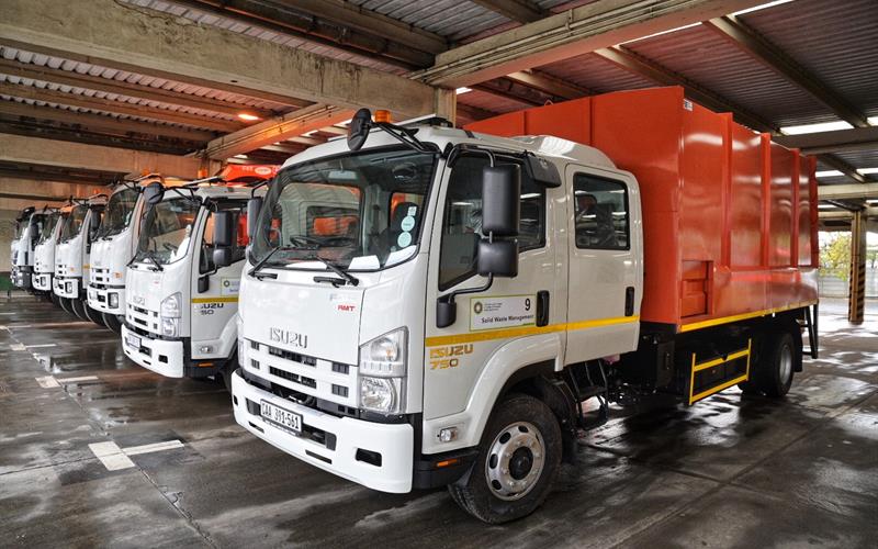 City of Cape Town takes delivery of new waste management vehicles