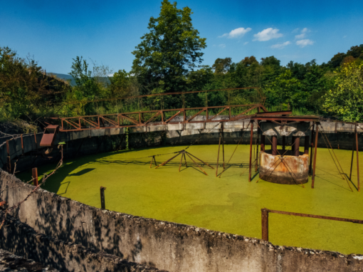 Water pollution in South Africa has worsened due to the lack of maintenance in municipal infrastructure