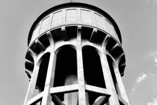 water crisis south africa_water tower