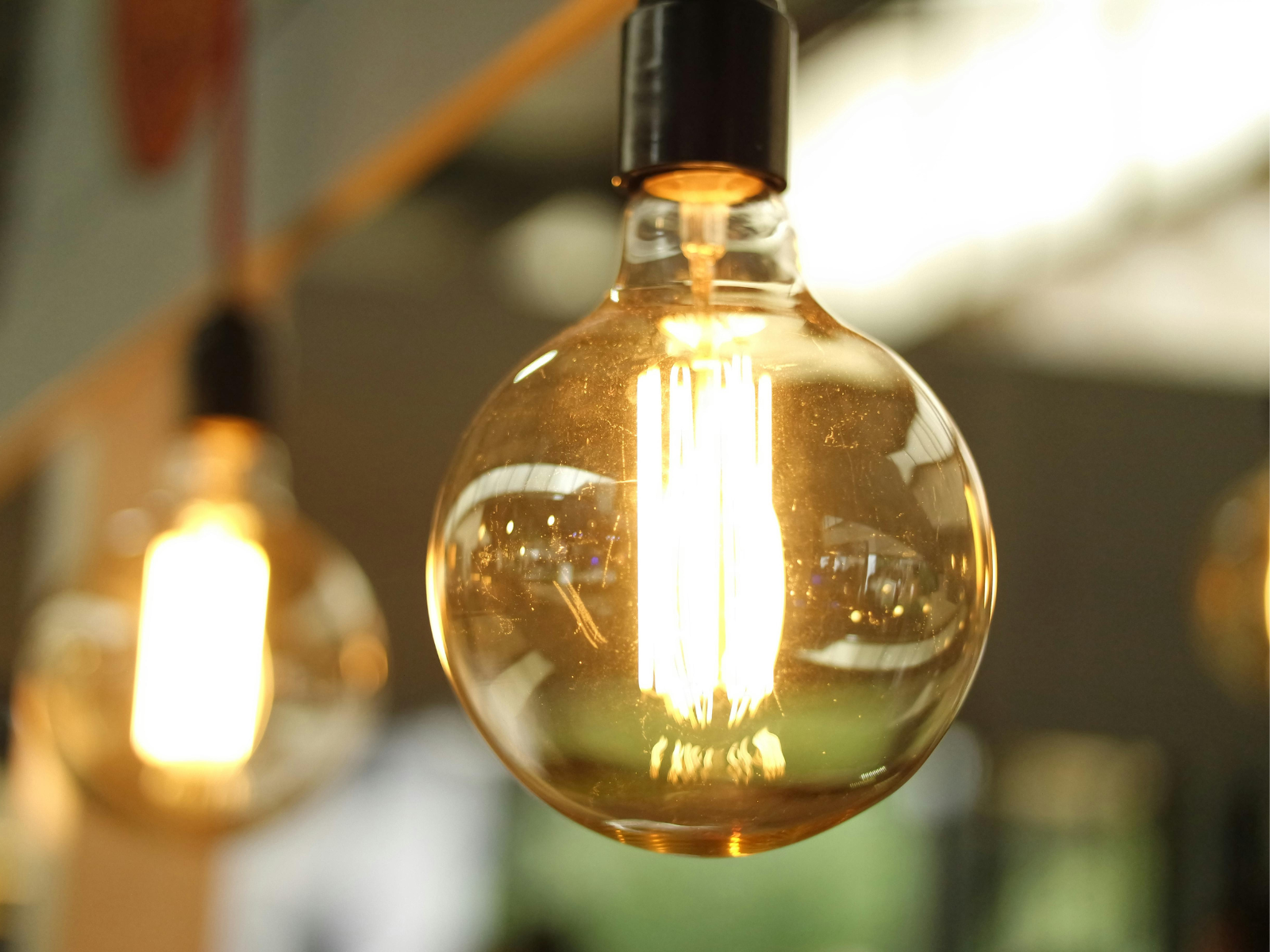 Energy efficiency light bulbs