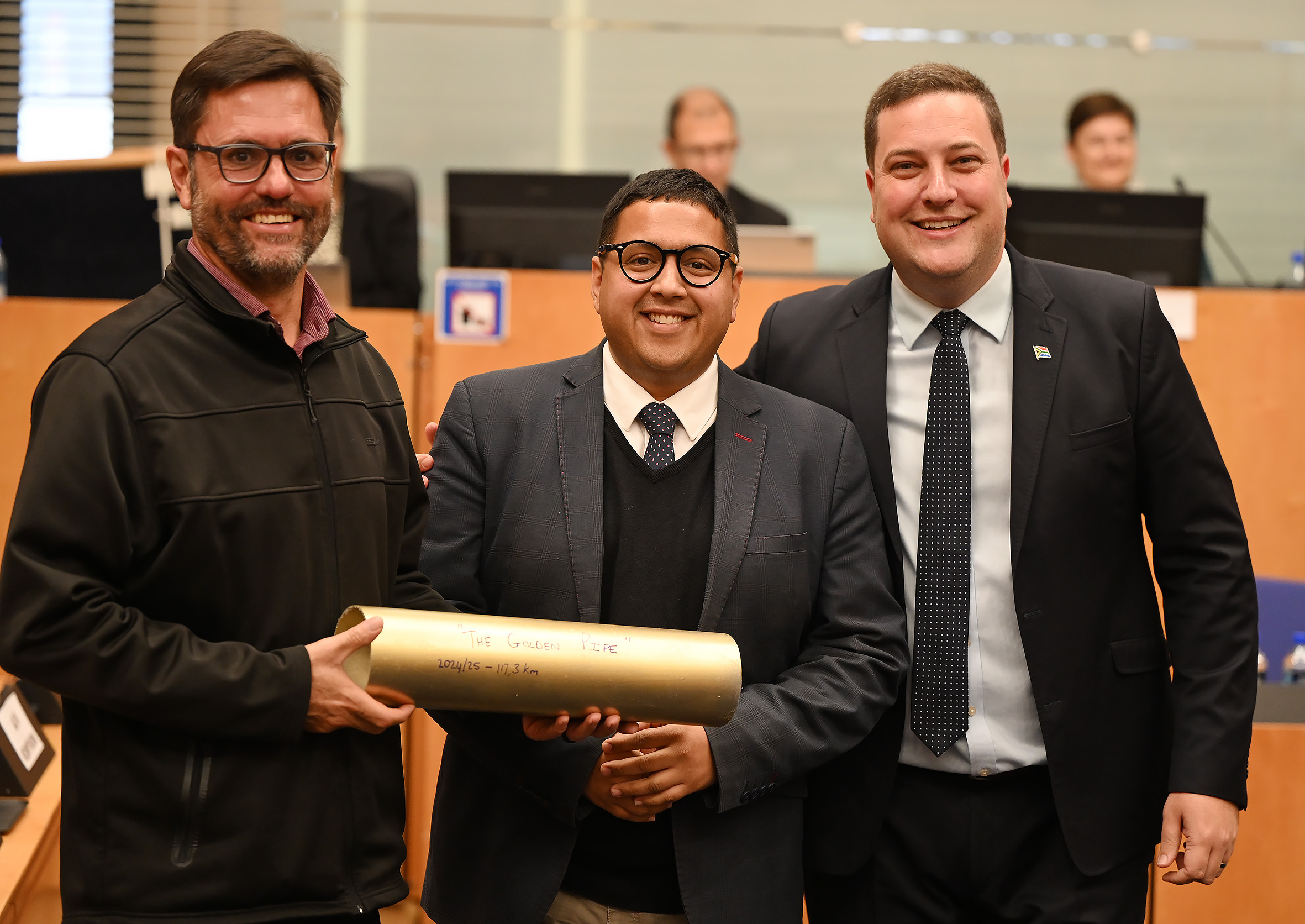 Councillor Zahid Badroodien, the City’s Mayoral Committee Member for Water and Sanitation, with Dean McPherson, Minister of Public Works.