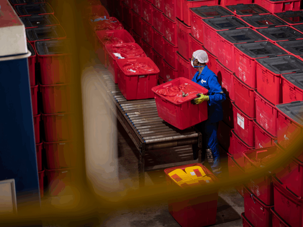 Averda waste disposal packaging