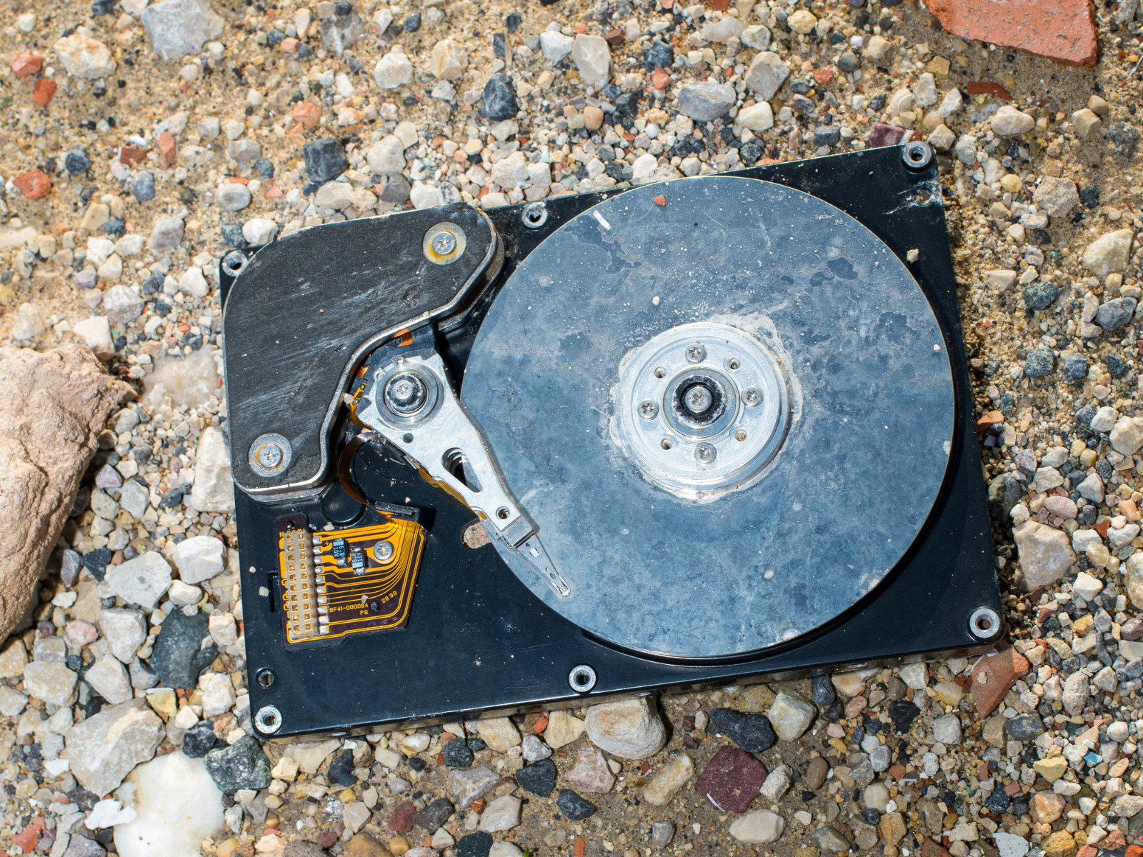 Complex components make e-waste recycling difficult and labour-intensive