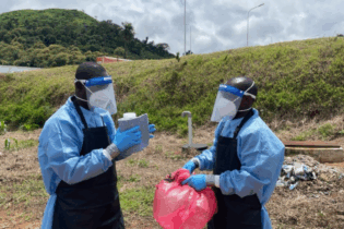 TUFTS students completing wastewater measurement