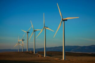 Green Electricity with renewable energy farms