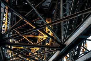 Steel structure for building