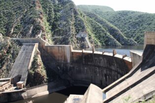 Kouga Dam