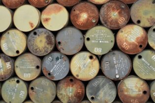 recycled oil cannisters rusted
