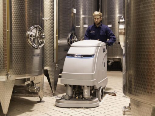 Skyjacks M510 for cleaning with Sanitech