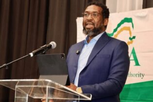 Higher Education and Training Minister Buti Manamela