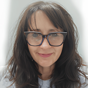 Kirsten Kelly