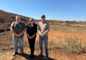 Nicolle de Bruyn of IWMSA at Mooiplaats landfill and recycling facility