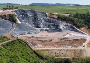 Temporary capping system installed in a landfill