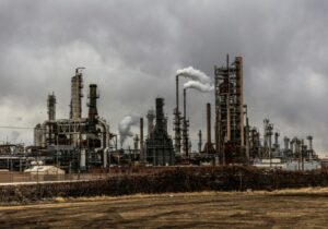 oil and gas refinery