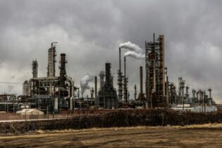 oil and gas refinery