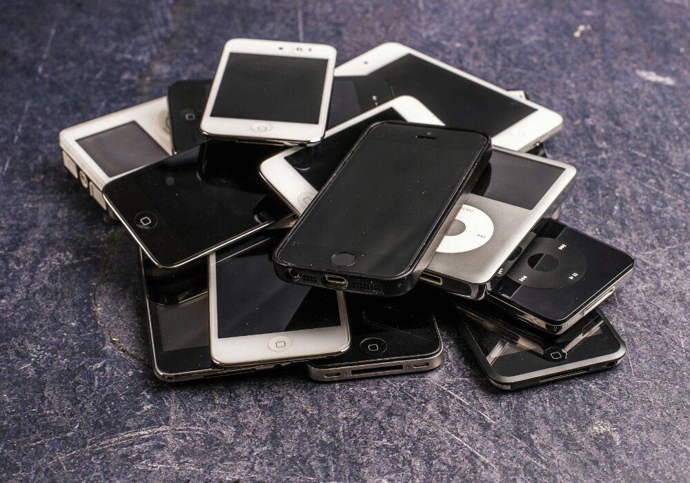 second hand cellphones pilled up