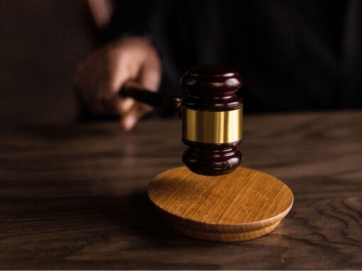 Judge hammer