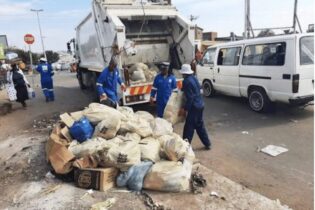 Pikitup Boosts Waste Collection Compactor Trucks