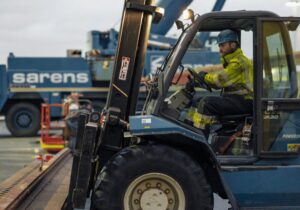 Sarens material handing equipment - forklift
