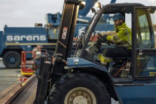 Sarens material handing equipment - forklift