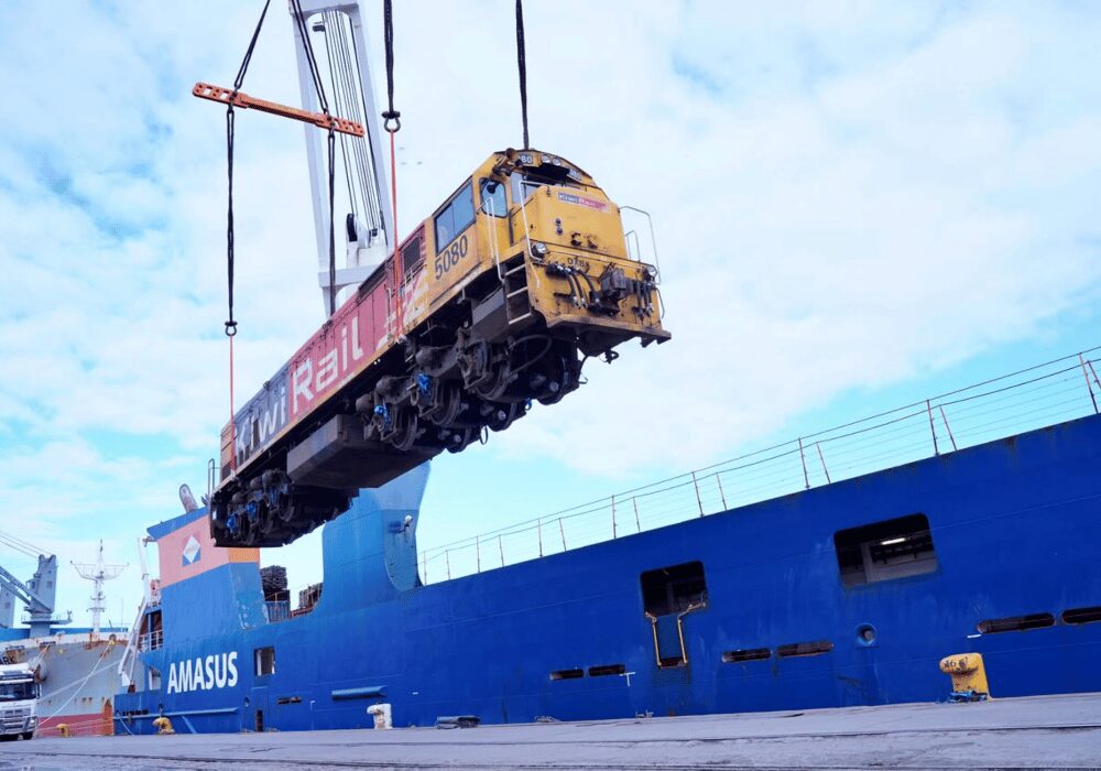 Traxtion Wabtec C28 locomotives