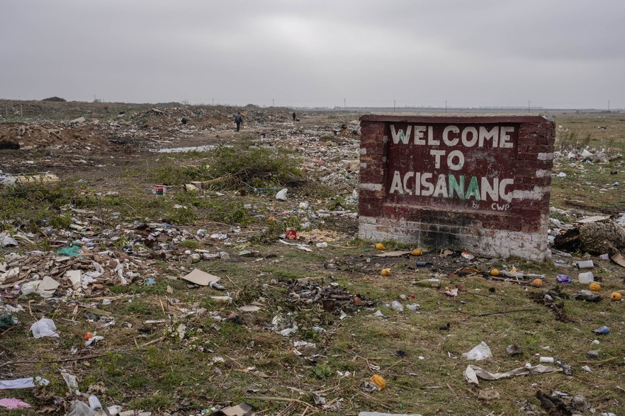 All four local landfill sites remain unlicensed, including one created at the entrance of Agisanang near the Harts River, on a road used largely by farmers.