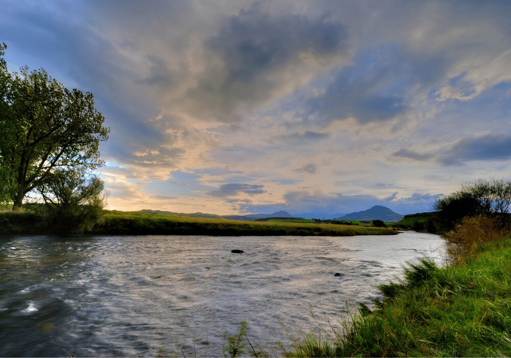 Umzimkulu River forming part of the Pongola-Umzimkulu Catchment,
