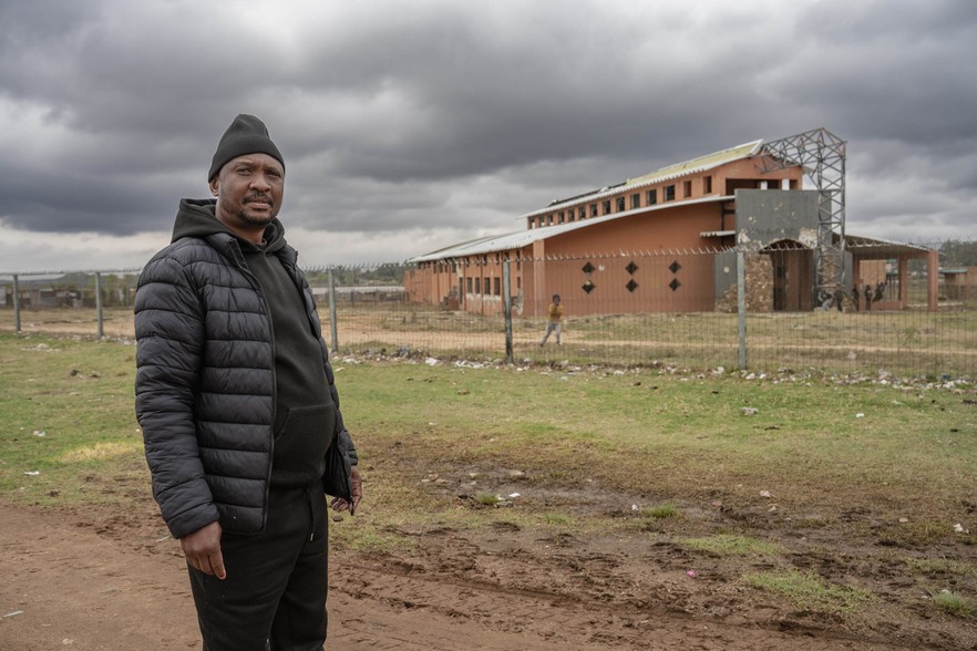 The municipality has failed to provide basic services, says Abraham Moreo.