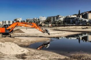 Hitachi crane during construction
