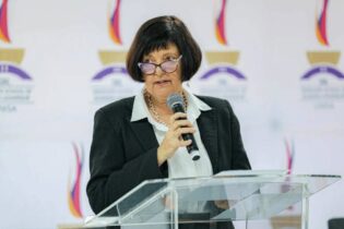 Transport Minister Barbara Creecy