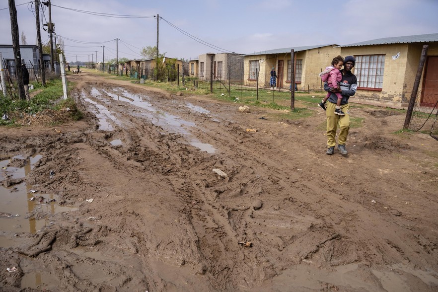 The flooded and muddied streets of the RDP section of Agisanang.